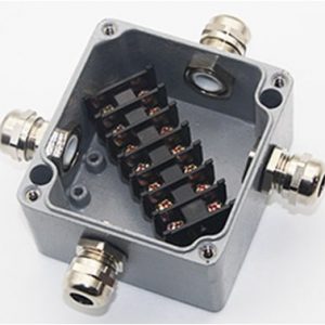 WATERPROOF ALUMINIUM BOX TERMINAL BLOCK IP68 450V/24A – 4 TERMINALS